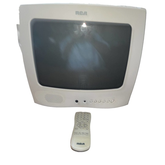 RCA Model E13344 13" CRT Color Television TV Retro Gaming - Tested With Remote - Picture 5 of 11